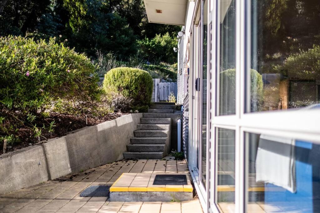 Вилла The Hill House Бичено Экстерьер фото